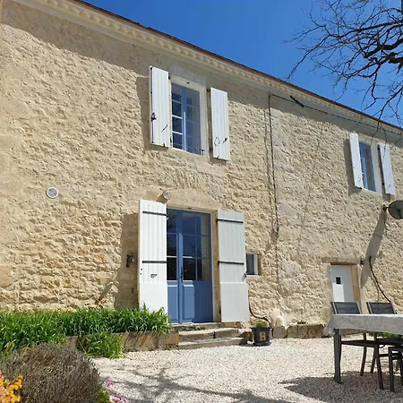 בית נופש La Cave *